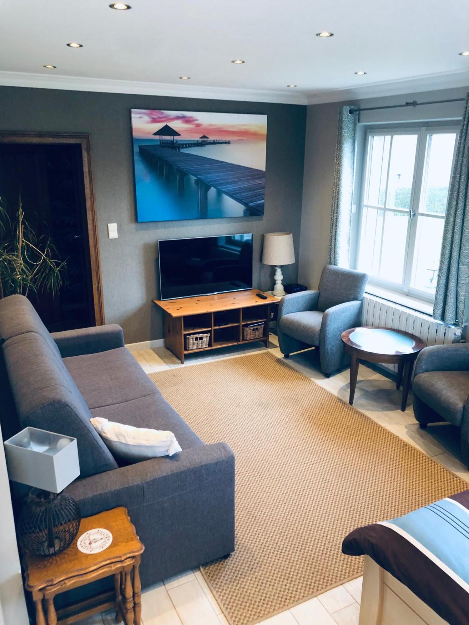 Appartement Ravissante Au Calme à 10mins De L'aéroport De Charleroi