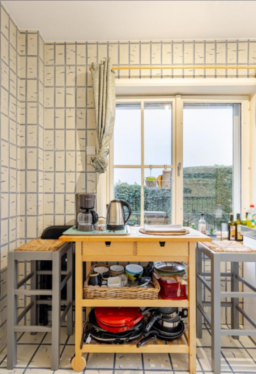 Ravissante Au Calme à 10mins De L'aéroport De Charleroi Appartement *