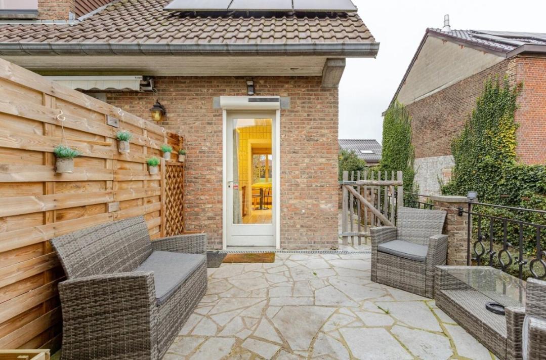 Appartement Ravissante Au Calme à 10mins De L'aéroport De Charleroi *