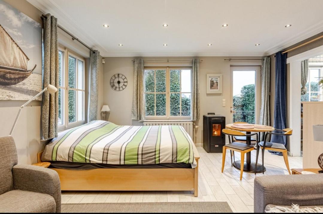 Appartement Ravissante Au Calme à 10mins De L'aéroport De Charleroi Courcelles